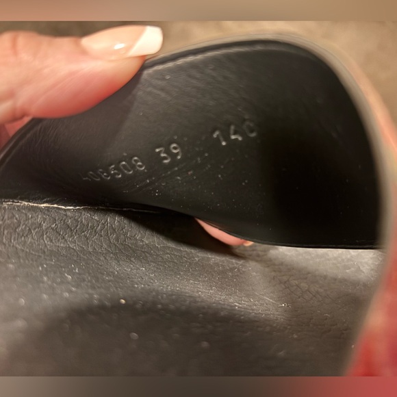 Gucci Women's Floral Slide Sandals - Black and Pink - Picture 3 of 5